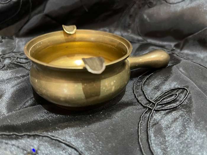 Ashtray brass