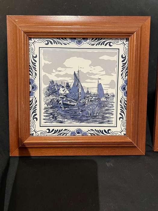 Delft tile(C)