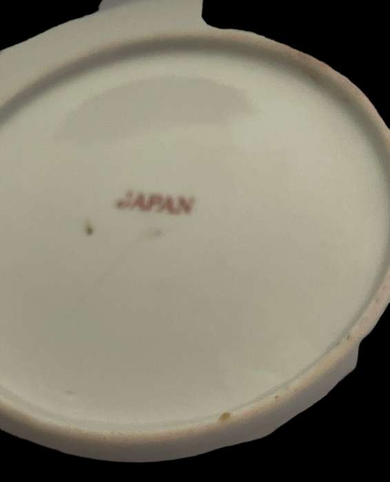 Plate display  Oriental