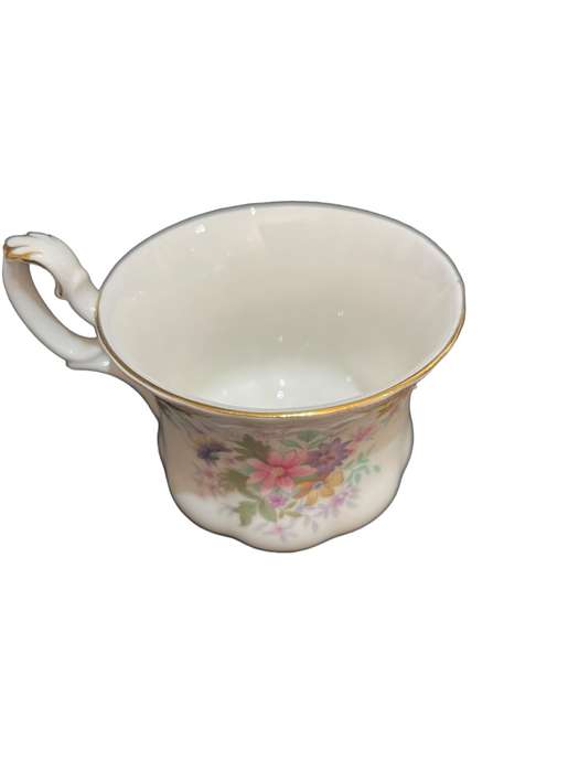 Teacup Royal Albert Serenity