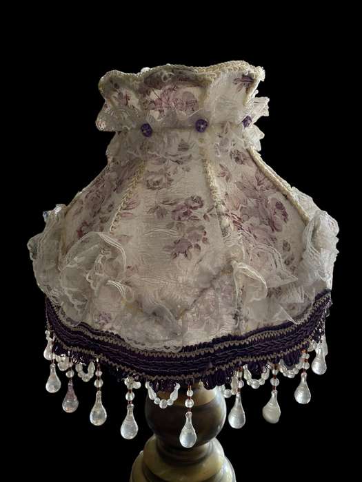 Lamp shade