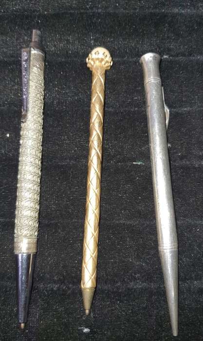 3 VINTAGE BALL PENS SOLD AS IS
