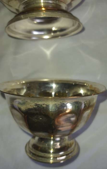 A VINTAGE EPNS SILVER PLATED TEA SET SOLD AS IS