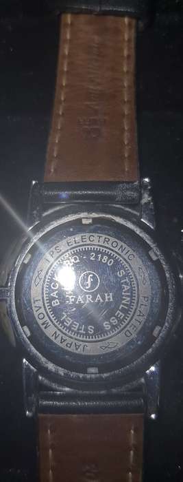 A vintage collection of woman`s watches sold as is not tested