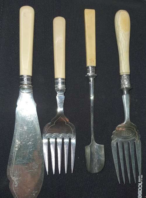 ANTIQUE BONE HANDLED CARVING KNIFE AND FORK SET WITH OTHER BONE HANDLED CUTLERY