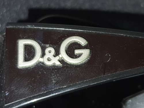 A VINTAGE WOMANS DandG SUNGLASSES SOLD AS IS