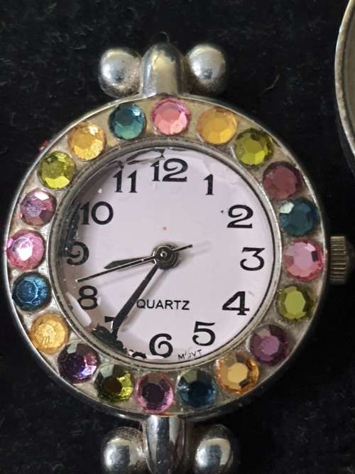 A COLLECTION JOBLOT VINTAGE WATCHES SOLD AS IS NOT TESTED