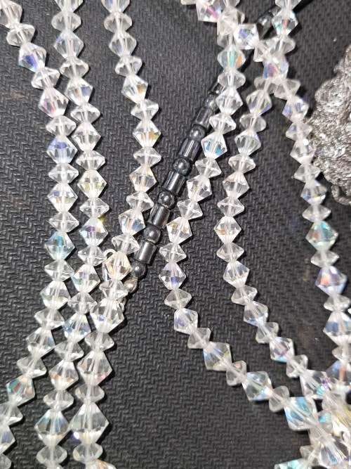 A VINTAGE JOBLOT FOR THE DISCERNING LADIES SILVER PLATED AND SILVER TONE MULTI STRAND NECKLACES