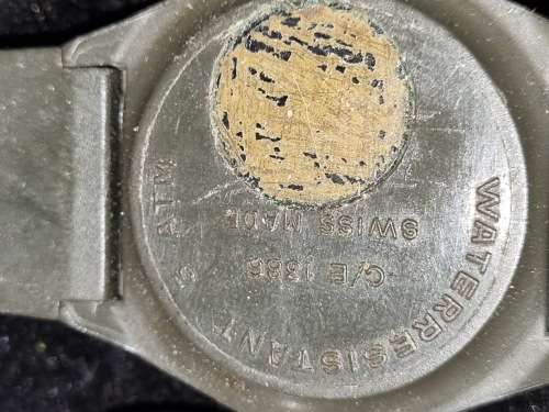 A COLLECTION OF TEEN FASHION WATCHES SOLD AS IS NOT TESTED