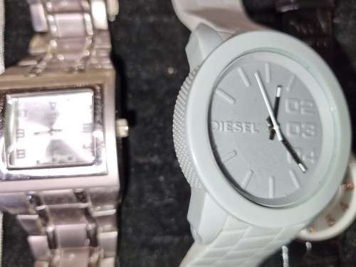 A JOBLOT VINTAGE WOMANS DRESS WATCHES SOLD AS IS NOT TESTED