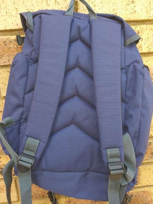 AN AO WAY OUTDOOR SPORTS COLLECTION BACKPACK USED BUT IN GOOD CONDITION SOLD AS IS