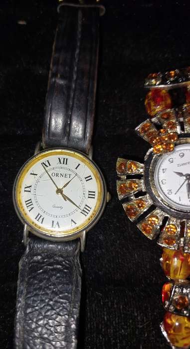 A COLLECTION OF LADY`S DRESS WATCHES