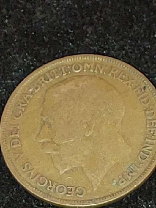 AN ANTIQUE COIN COLLECTION OF 9 ONE PENNY COINS UK