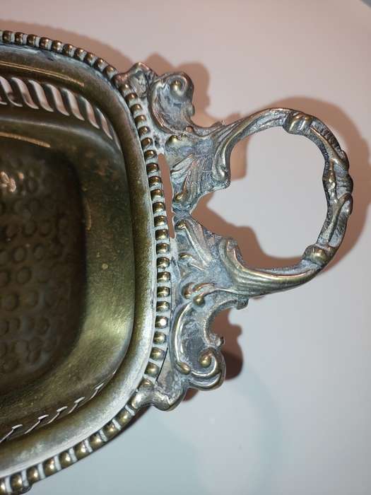 AN ORNATE ART DECOR RECTANGULAR VICTORIAN FISH SERVING PLATER