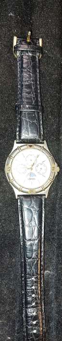 A VINTAGE YVES BERTELIN CHRONO 5ATM  MODEL WP30672 WITH A CRYSTAL BAZEL AND RUBBER BAND