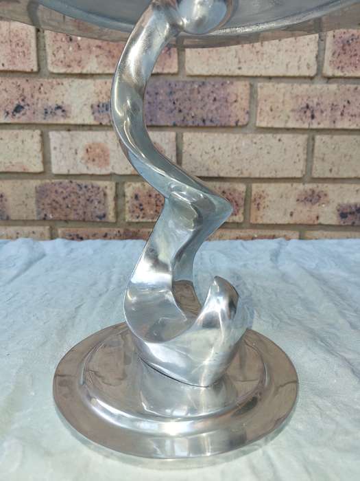 AN ART DECOR ORNATE SI COMO PEWTER-MADE IN MEXICO CAKE STAND