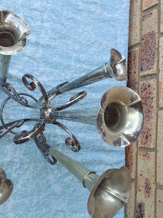 A VINTAGE FIVE STEM EPERGNE EPNS SOLD AS IS