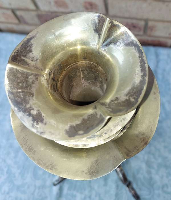A VINTAGE FIVE STEM EPERGNE EPNS SOLD AS IS