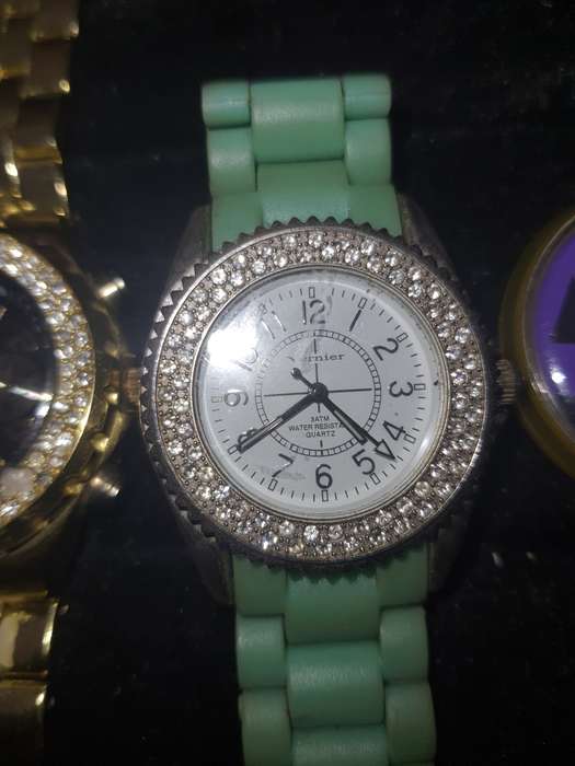 A JOB LOT FANCY DRESS WRIST WATCHES