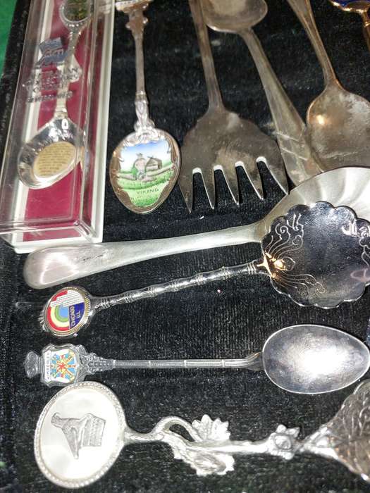 A COLLECTION OF 28 MEMORABILIA SPOONS
