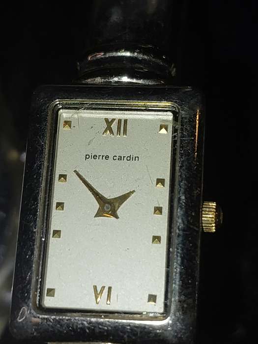 A VINTAGE COLLECTION LADYS DRESS WATCHES SOLD AS IS NOT TESTED