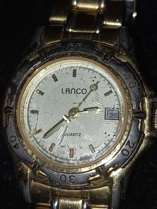 A VINTAGE TWO TONE LADYS LANCO QUARTZ WATCH