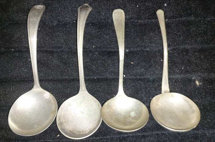 A VINTAGE COLLECTION SMALL LADELS SOLD AS IS
