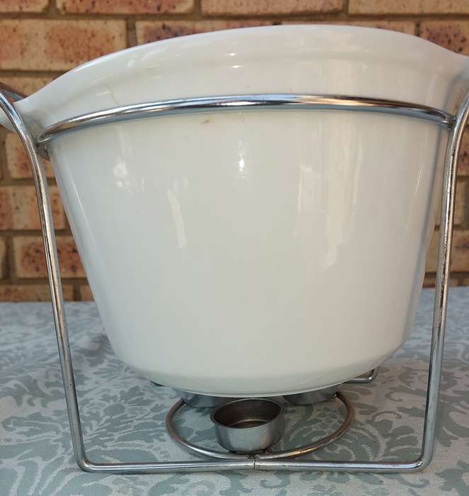 AN ART DECOR FOOD WARMER WHITE PORCELAIN