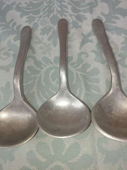 SIX VINTAGE ART DECOR ALUMINUM ALLOY CUTTLERY