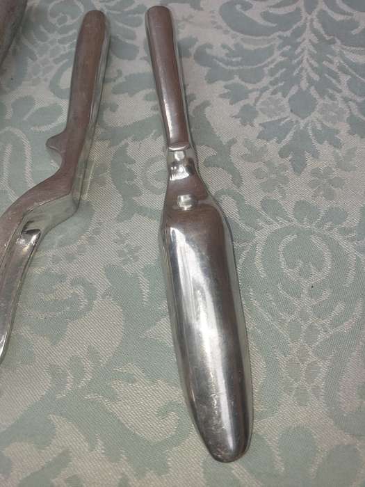 SIX VINTAGE ART DECOR ALUMINUM ALLOY CUTTLERY