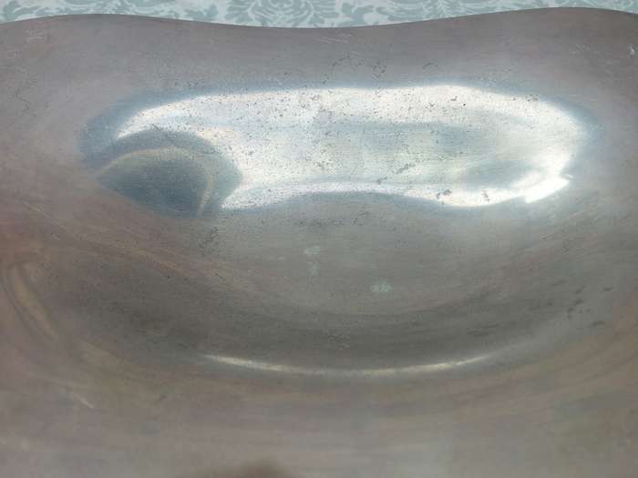 AN ART DECOR ALUMINIUM ALLOY SERVING TRAY