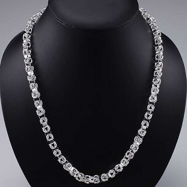 SET ! ABSOLUTELY BEAUTIFUL SILVER LINK NECKLACE- STAMPED 925 WINNER!