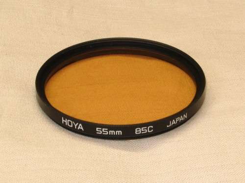 "HOYA" 55 mm. 85c. JAPAN. FILTER.