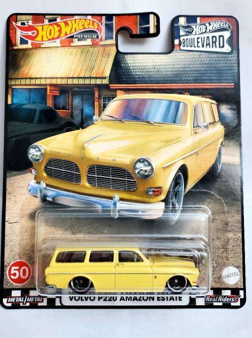 HOT WHEELS `BOULEVARD` VOLVO P220 AMAZON ESTATE