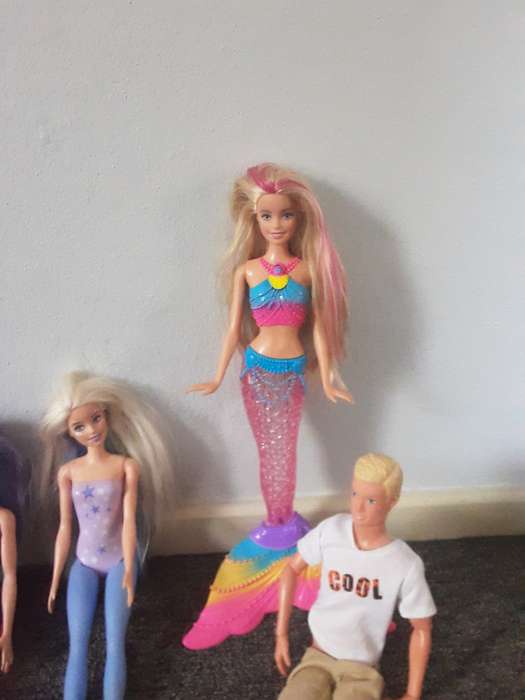 4 Barbie Dolls - Mattel - 1 Simba Kevin Doll