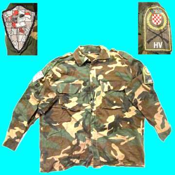 Croation Camo Lightweight Jacket with shoulder sleeve Badges - Size Large.