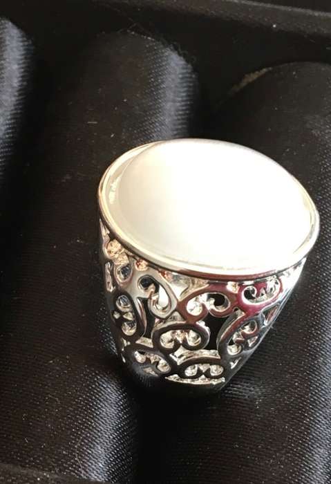 Dazzling Cr. Moonstone Set in Genuine Imported 925 Sterling Silver Filled Ring