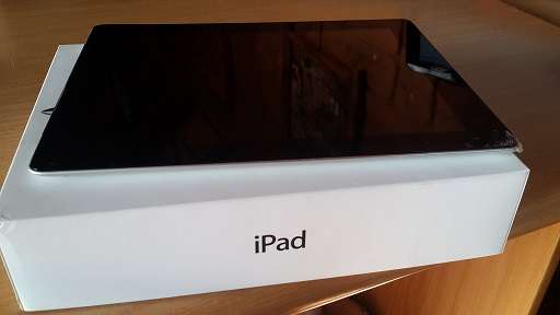 Apple Ipad 2 16 GiG Wifi and 3G