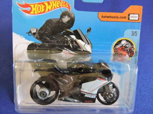 Hot Wheels DUCATI 1199 PANIGALE motorbike (Black)...