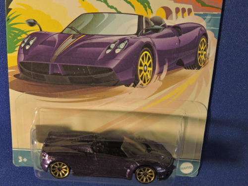 Hot Wheels PAGANI HUAYRA Roadster  Supercar  ( Purple )