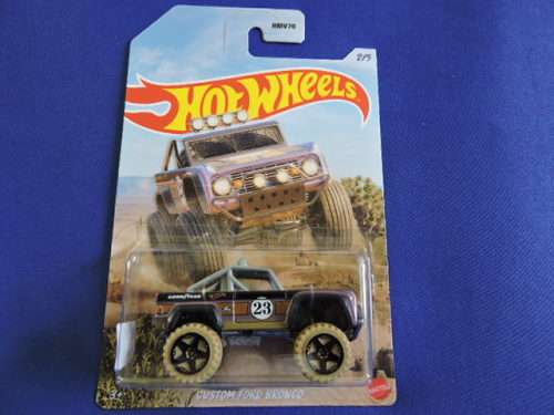 Hot Wheels Custom Ford Bronco ( Purple #23 )