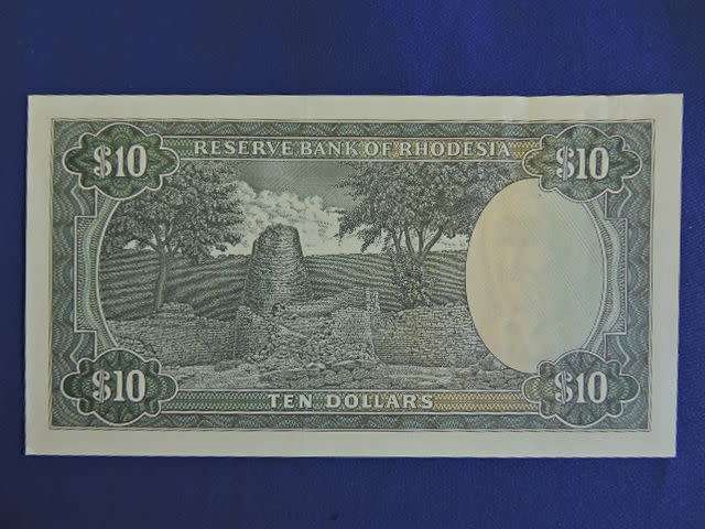 Reserve Bank Of Rhodesia $10 Ten Dollar 1975 sequential Bank Notes ( x6 Notes )