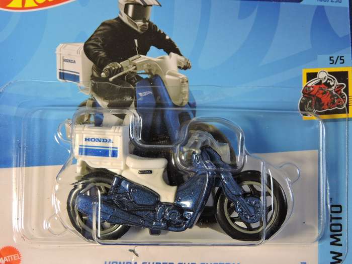 Hot Wheels HONDA Super Cub Custom Scooter motorbike motorcycle ( White & dark blue )