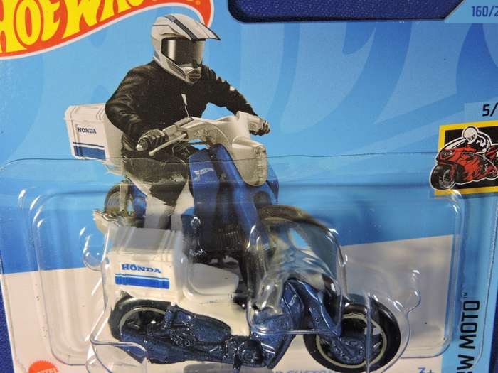 Hot Wheels HONDA Super Cub Custom Scooter motorbike motorcycle ( White & dark blue )