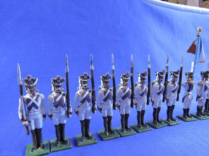 LEAD MILITARY SOLDIERS  French Military