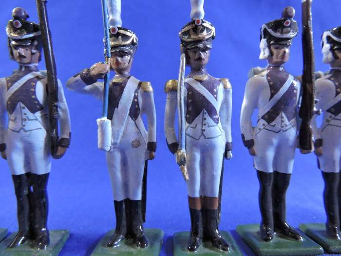 LEAD MILITARY SOLDIERS  French Military