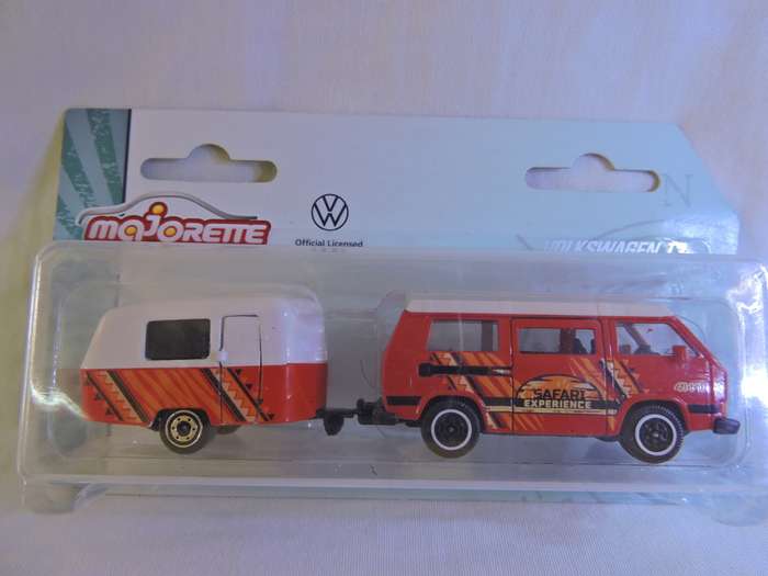 Majorette Volkswagen VW Kombi & Caravan ( Safari experience Red & White ) like Hot Wheels