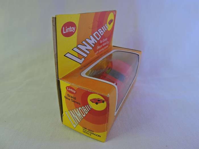 Lintoy Volkswagen VW Beetle 1200 LS ( Red ) MINT IN BOX  like Hot Wheels