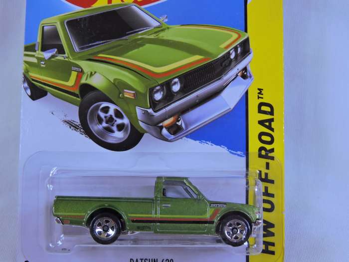 Hot Wheels NISSAN 620 Truck Bakkie ( Green ) Like Datsun