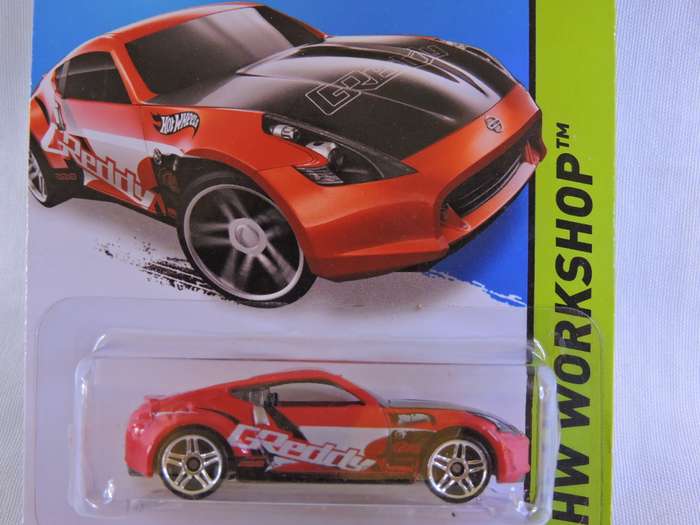 Hot Wheels NISSAN 370 Z ( Red  G.Reddy ) Like DATSUN